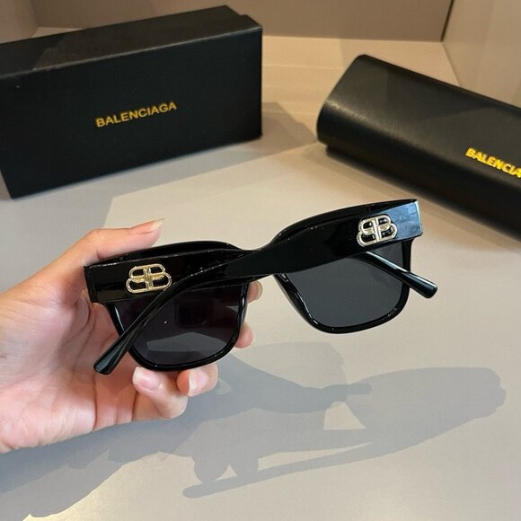 Balenciaga Dynasty Rectangular Sunglasses main image 5